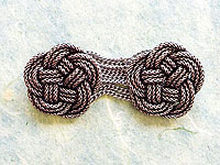 Cloak Clasp Set Knot Pattern