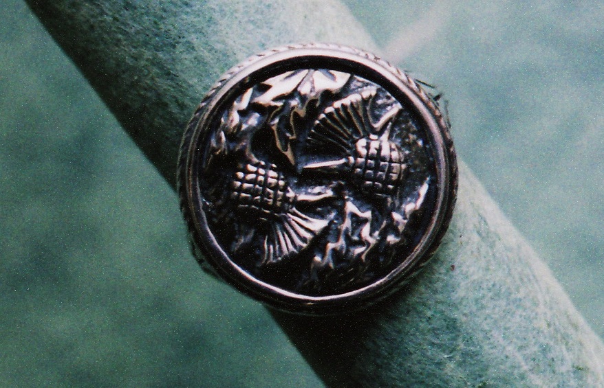 Seal Rings Double Thistle Ring